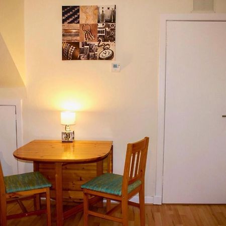 Welcoming And Homely 2 Bed In Central Location EDI Kültér fotó