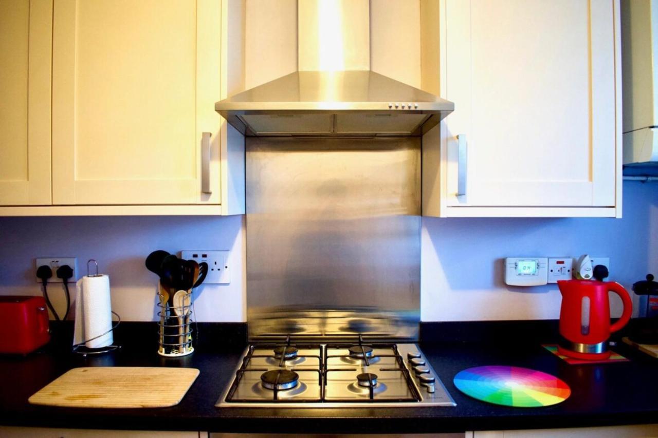 Welcoming And Homely 2 Bed In Central Location EDI Kültér fotó